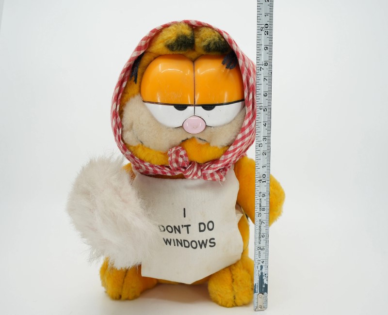 Embrace the Comfort: Garfield Stuffed Toys for Cat Lovers