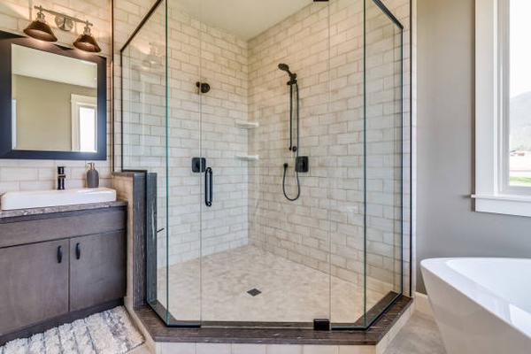 The Ultimate Guide to Choosing the Best Bathroom Remodeling Company